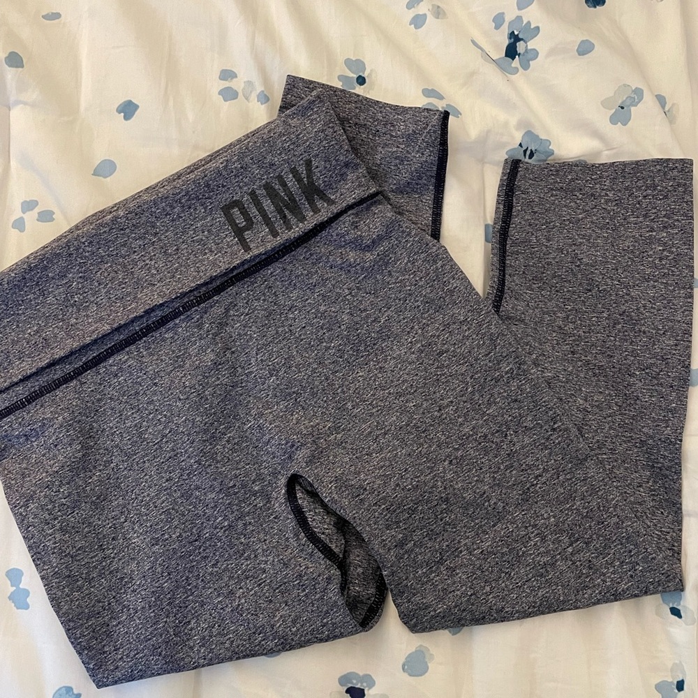 PINK yoga leggings